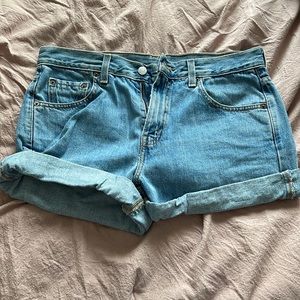 Levi Shorts